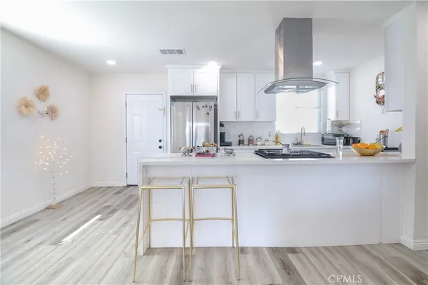 $1,299,950 | 7323 Camellia Avenue, North Hollywood, CA 91605