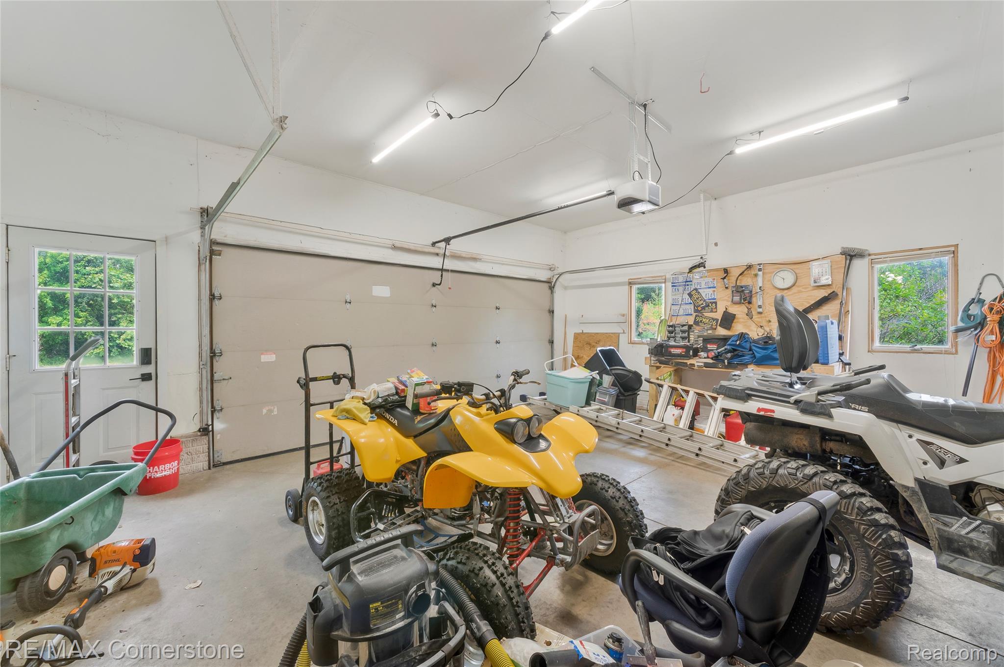 12701 Capernall Road Carleton, MI 48117 - Photo 36 of 62 Attached 2 car garage