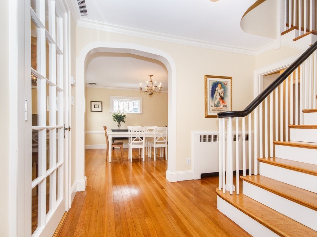 819 West Roxbury Parkway Brookline, MA 02467 - Photo 17 of 28 Gallery Image 17
