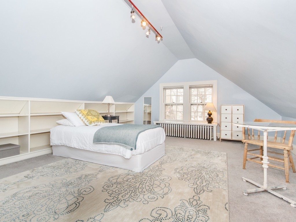 819 West Roxbury Parkway Brookline, MA 02467 - Photo 21 of 28 Gallery Image 21