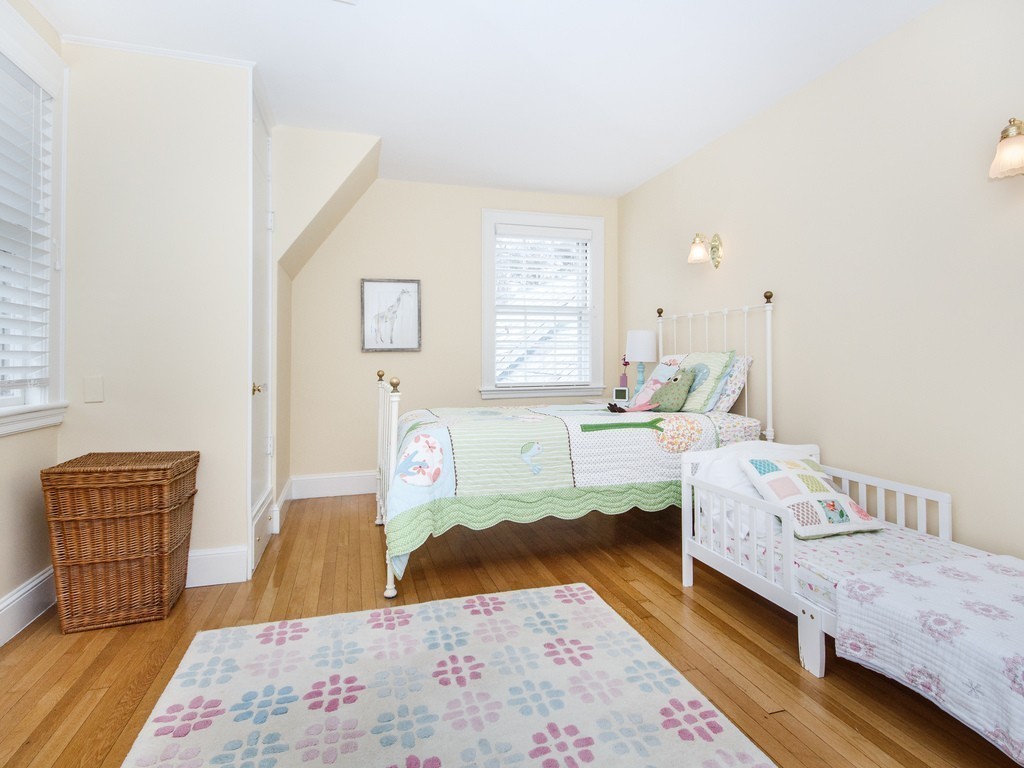 819 West Roxbury Parkway Brookline, MA 02467 - Photo 23 of 28 Gallery Image 23