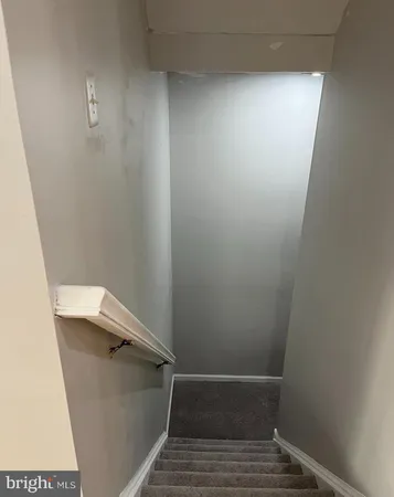 a view of utility room