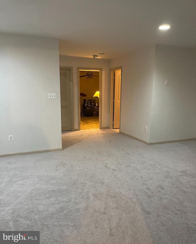9163 Stone Garden Lorton, VA 22079 - Photo 22 of 25 a view of a big room with closet and large window