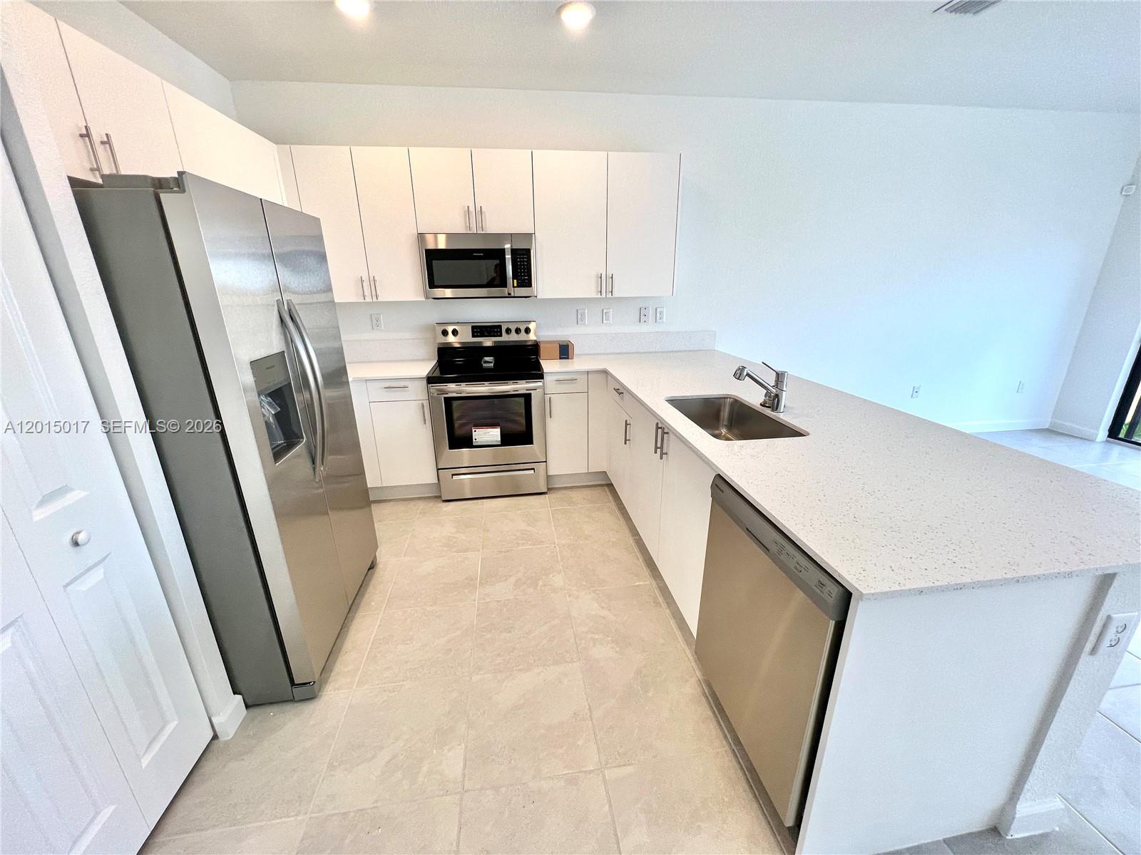 23255 Southwest 129th Path, Unit 23255 Miami, FL 33170 - Photo 7 of 26