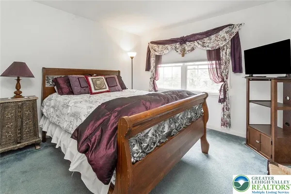 $799,900 | 1422 Morningside Road, Orefield, PA 18069