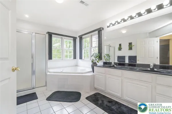 $799,900 | 1422 Morningside Road, Orefield, PA 18069