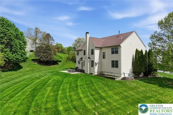 $799,900 | 1422 Morningside Road, Orefield, PA 18069
