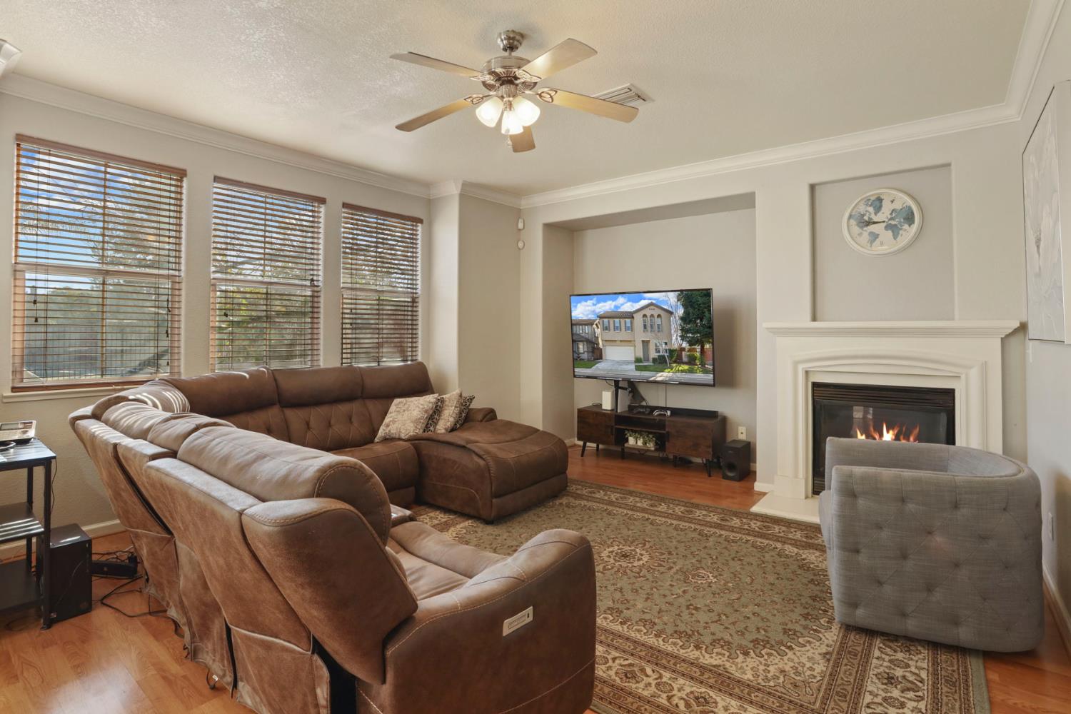 3144 Sweet Lilac Way Stockton, CA 95209 - Photo 16 of 76