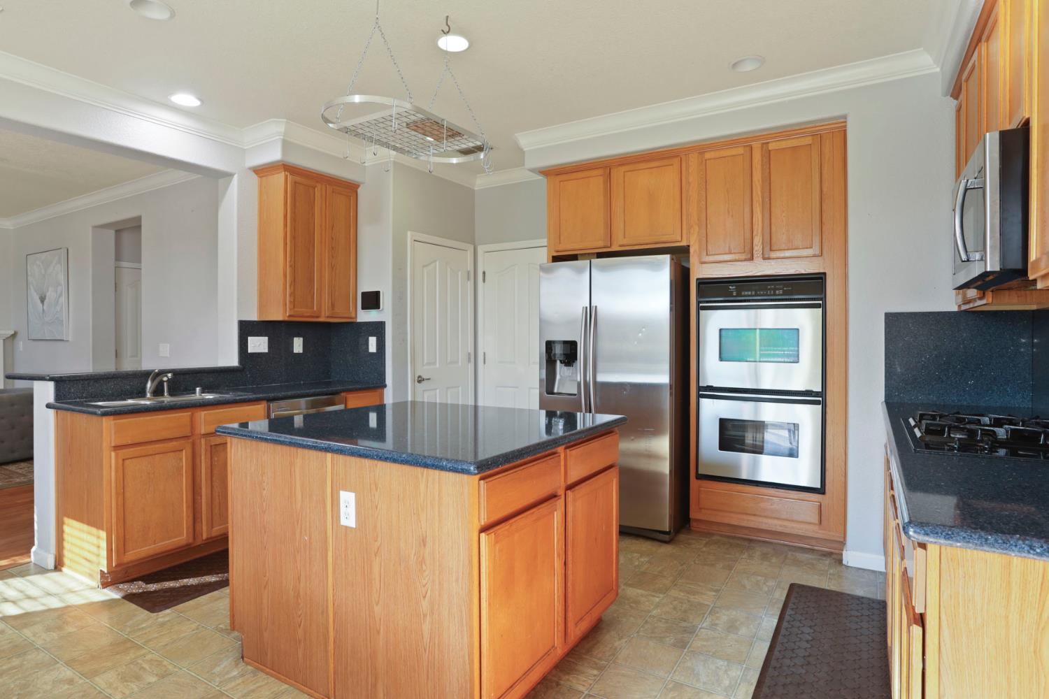 3144 Sweet Lilac Way Stockton, CA 95209 - Photo 26 of 76