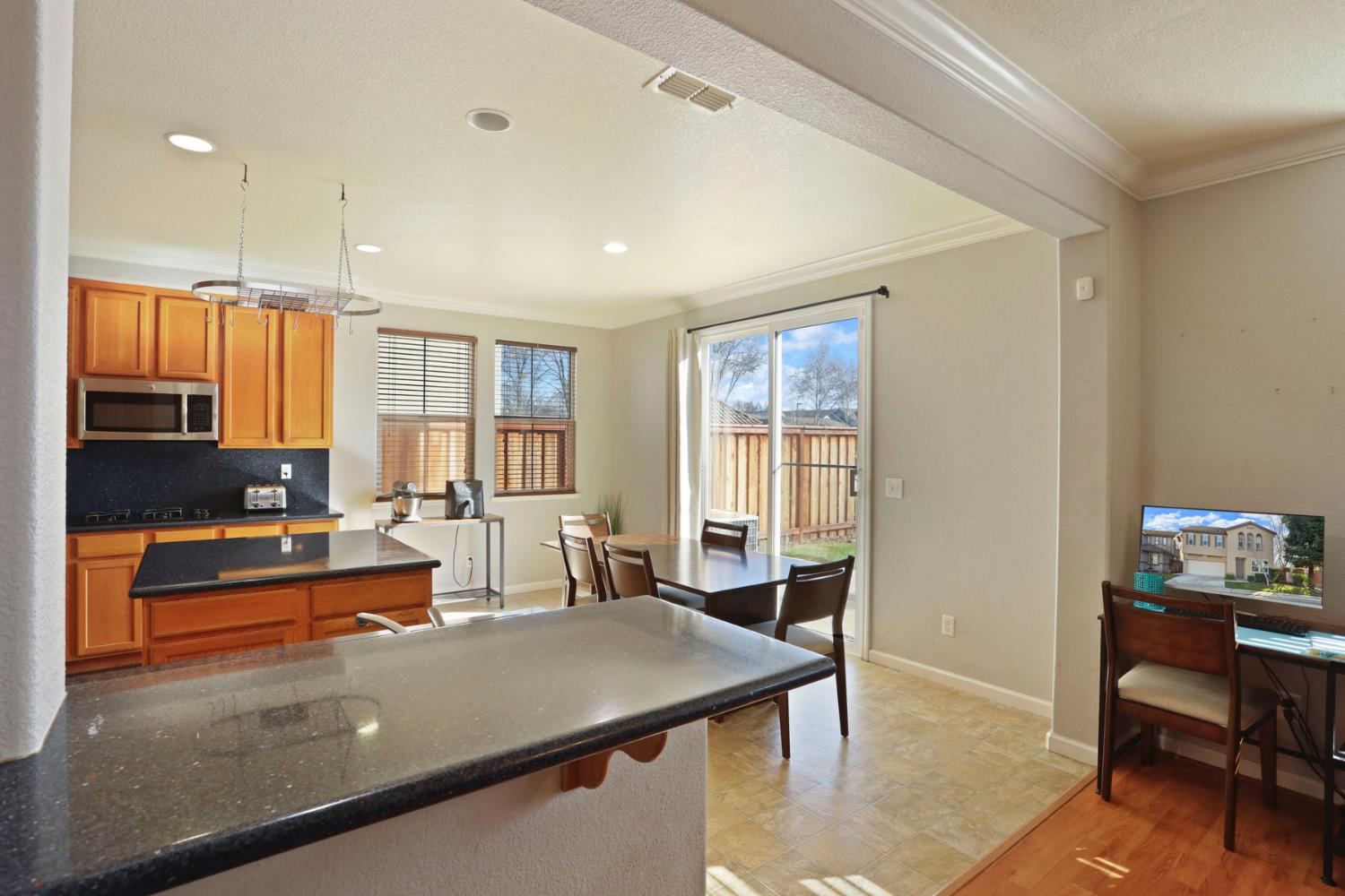 3144 Sweet Lilac Way Stockton, CA 95209 - Photo 30 of 76