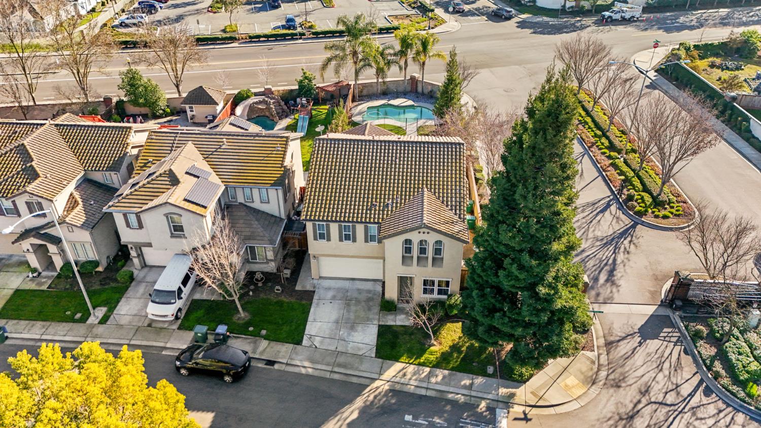 3144 Sweet Lilac Way Stockton, CA 95209 - Photo 6 of 76