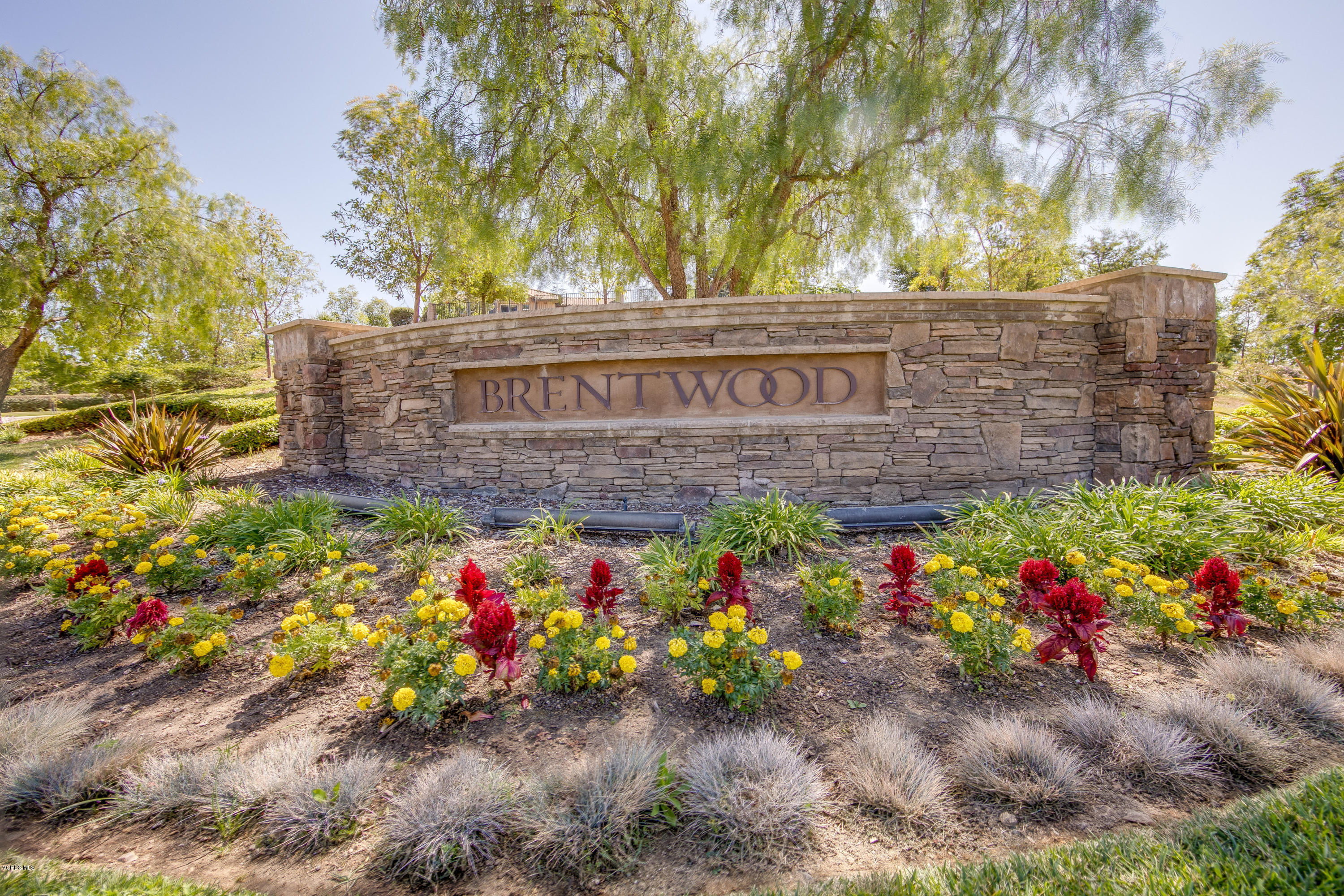 805 Hemlock Ridge Court Simi Valley, CA 93065 - Photo 3 of 30 805 Hemlock Ridge Ct Simi-print-001-006-
