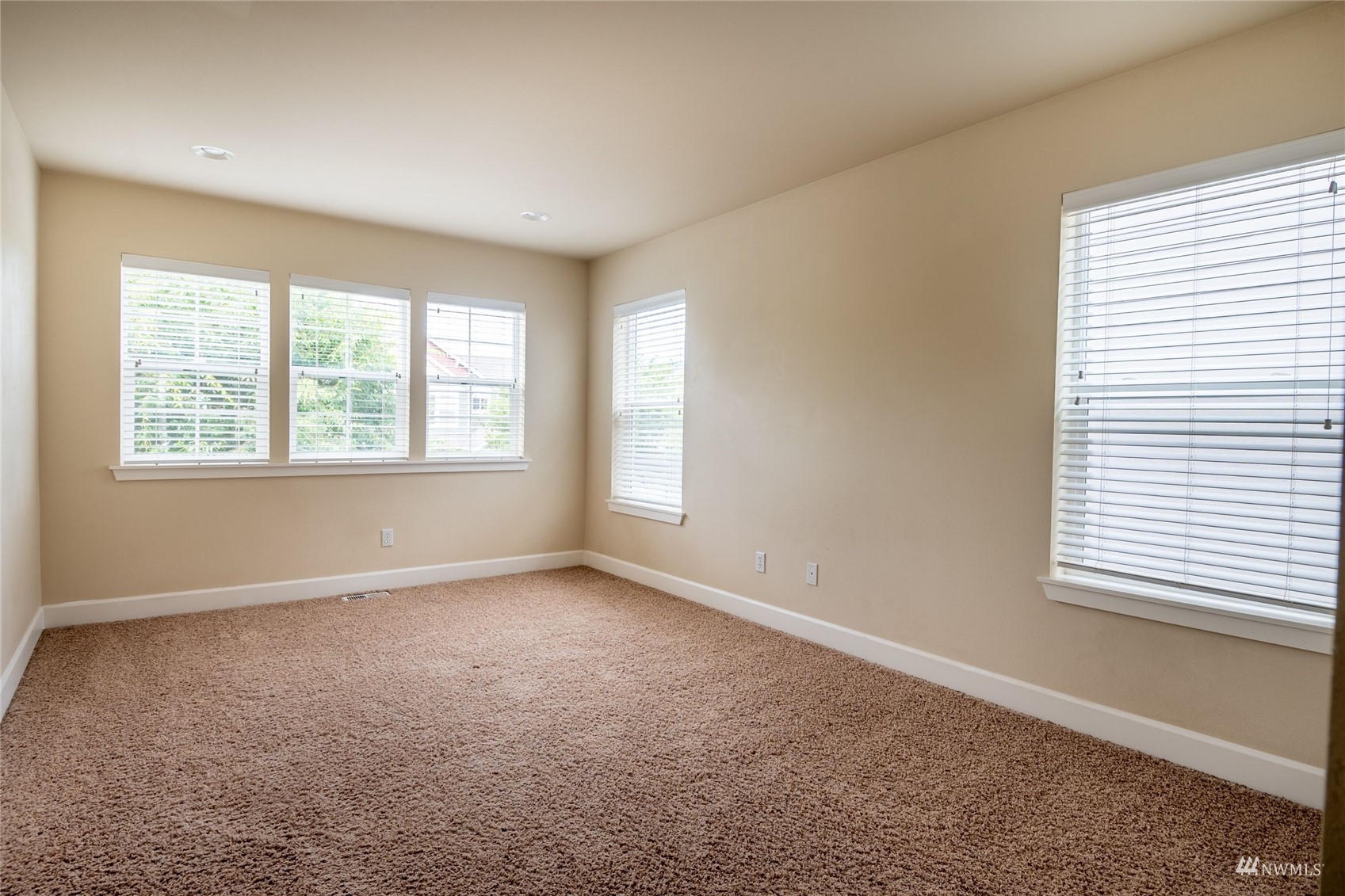 6916 Compass Street Southeast Lacey, WA 98513 - Photo 15 of 23 Gallery Image 15