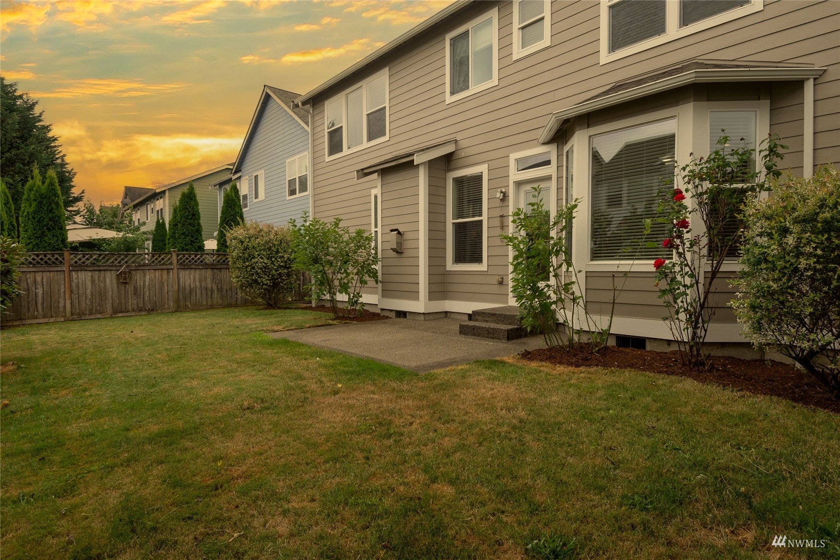 6916 Compass Street Southeast Lacey, WA 98513 - Photo 2 of 23 Gallery Image 2
