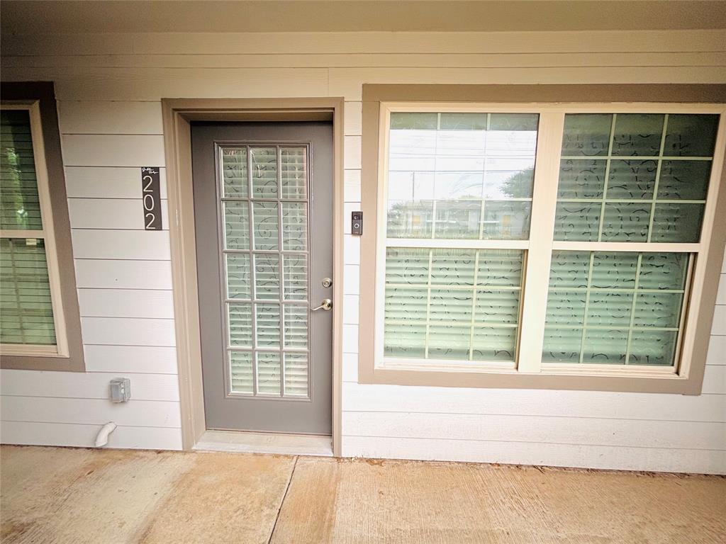 6108 Abrams Road, Unit 202 Dallas, TX 75231 - Photo 2 of 18 Gallery Image 2