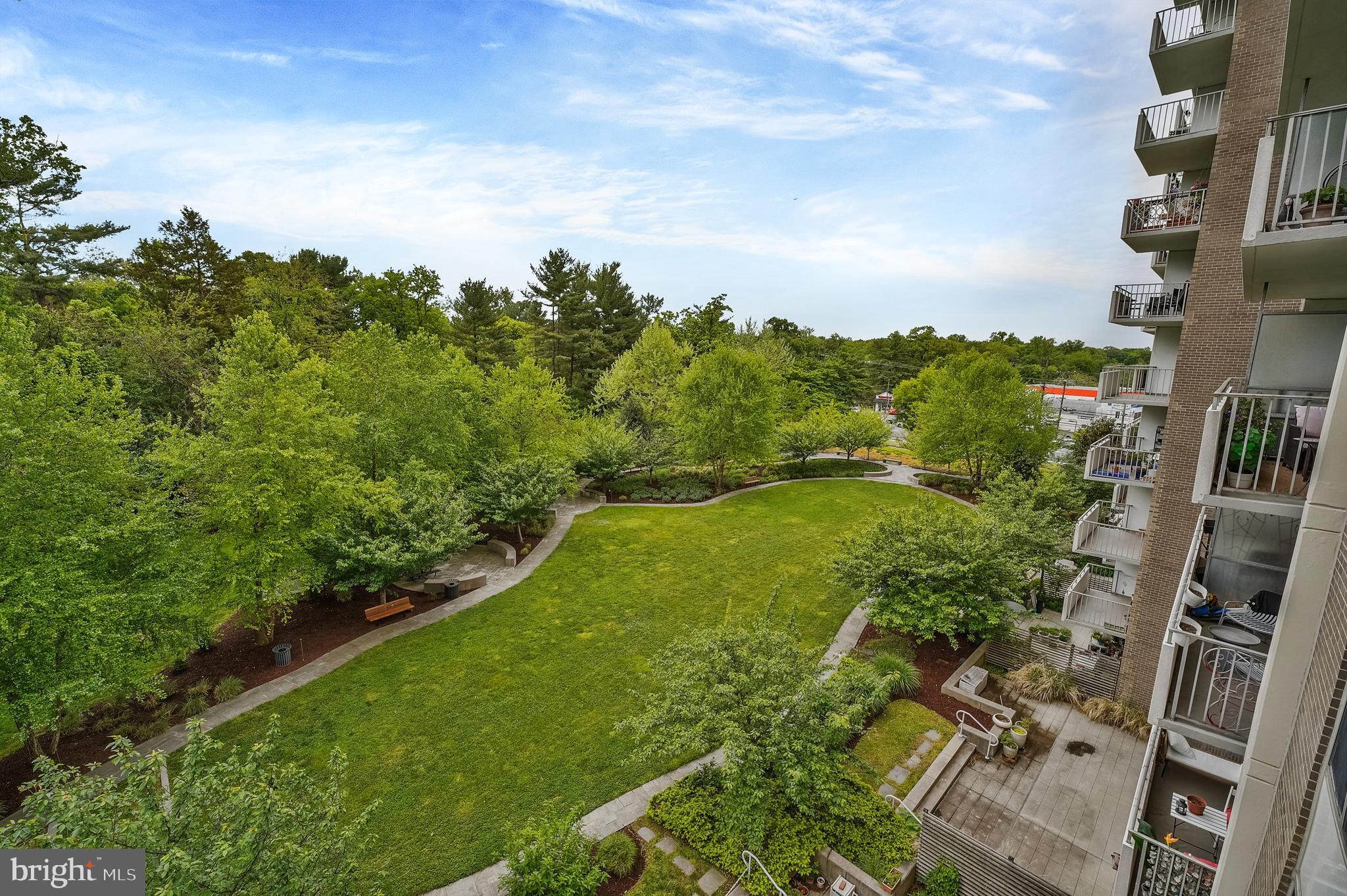 5101 River Road, Unit 618 Bethesda, MD 20816 - Photo 44 of 46 a view of a city