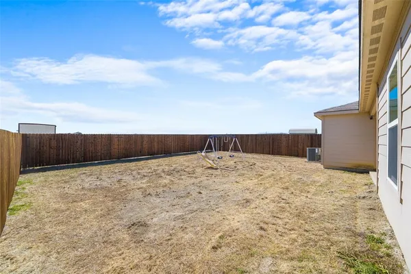 $259,000 | 1808 Douglas Street, Howe, TX 75459