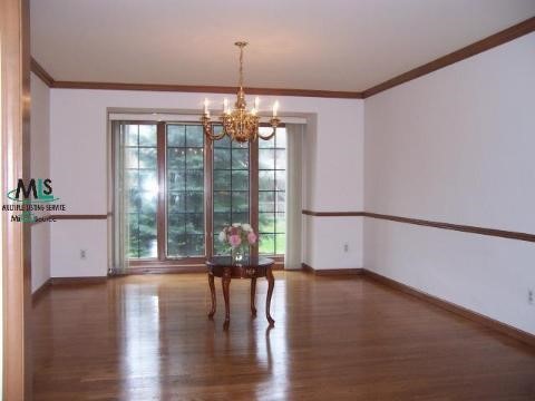 1975 Independence Drive Rochester, MI 48306 - Photo 5 of 9 822764-4.JPG