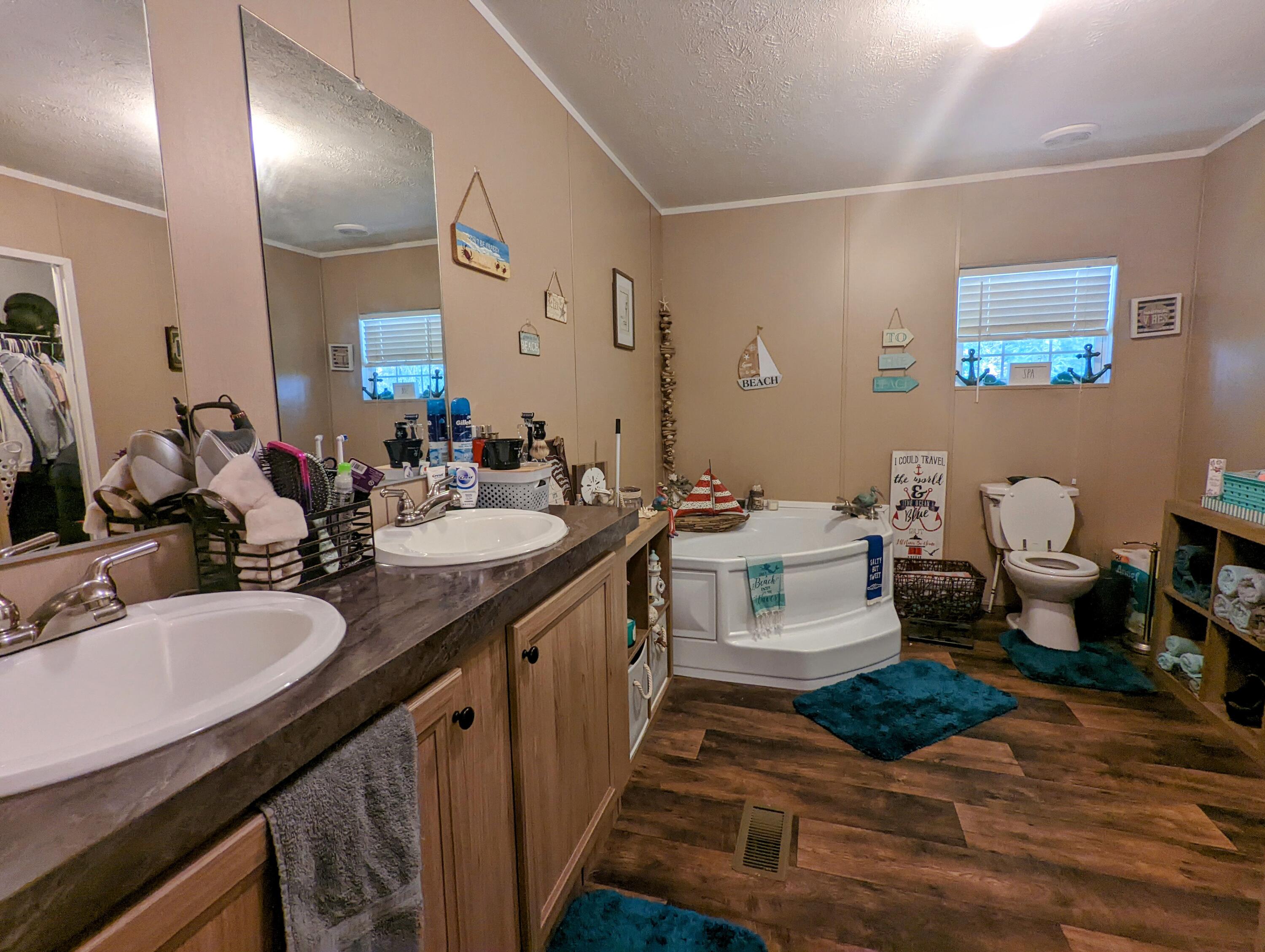 1097 Paynes Branch Road Cannon, KY 40923 - Photo 27 of 28 Master Bath