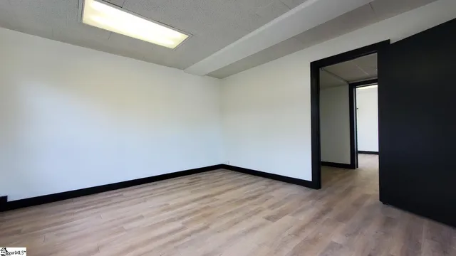 $2,295 | 604 University Ridge, Greenville, SC 29601