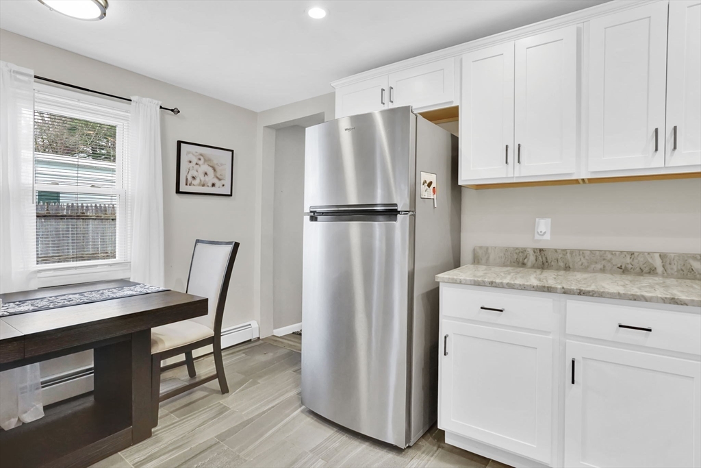 130 Fieldston Street Springfield, MA 01119 - Photo 9 of 28