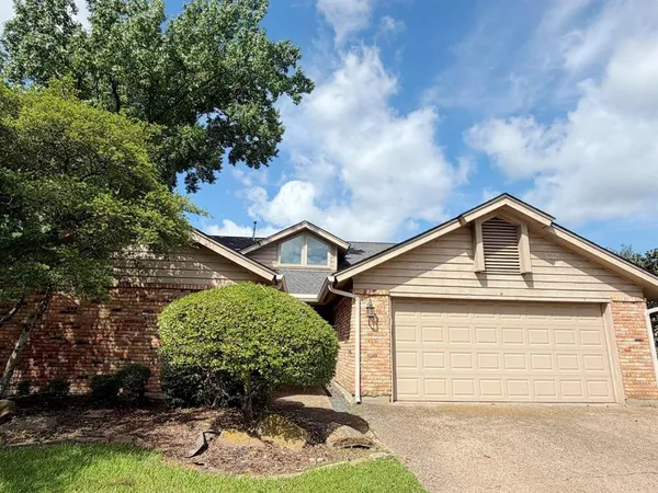 $396,900 | 3706 Waycross Court, Arlington, TX 76016