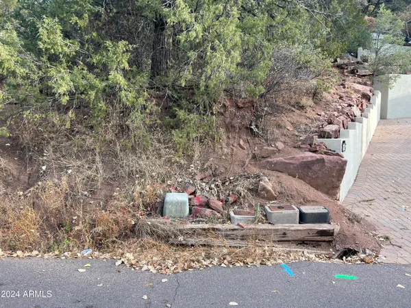 a view of a outdoor space with a street view