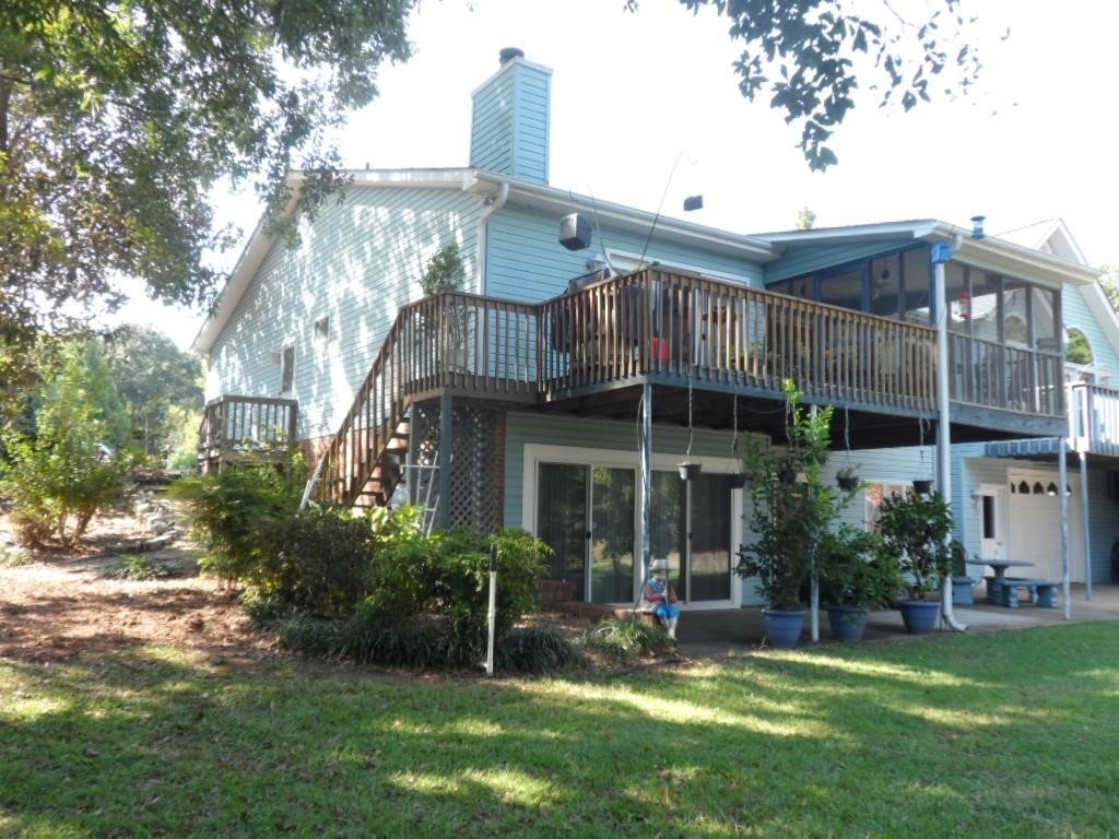 23306 White Harbour Road Seneca, SC 29672 - Photo 4 of 40 Gallery Image 4