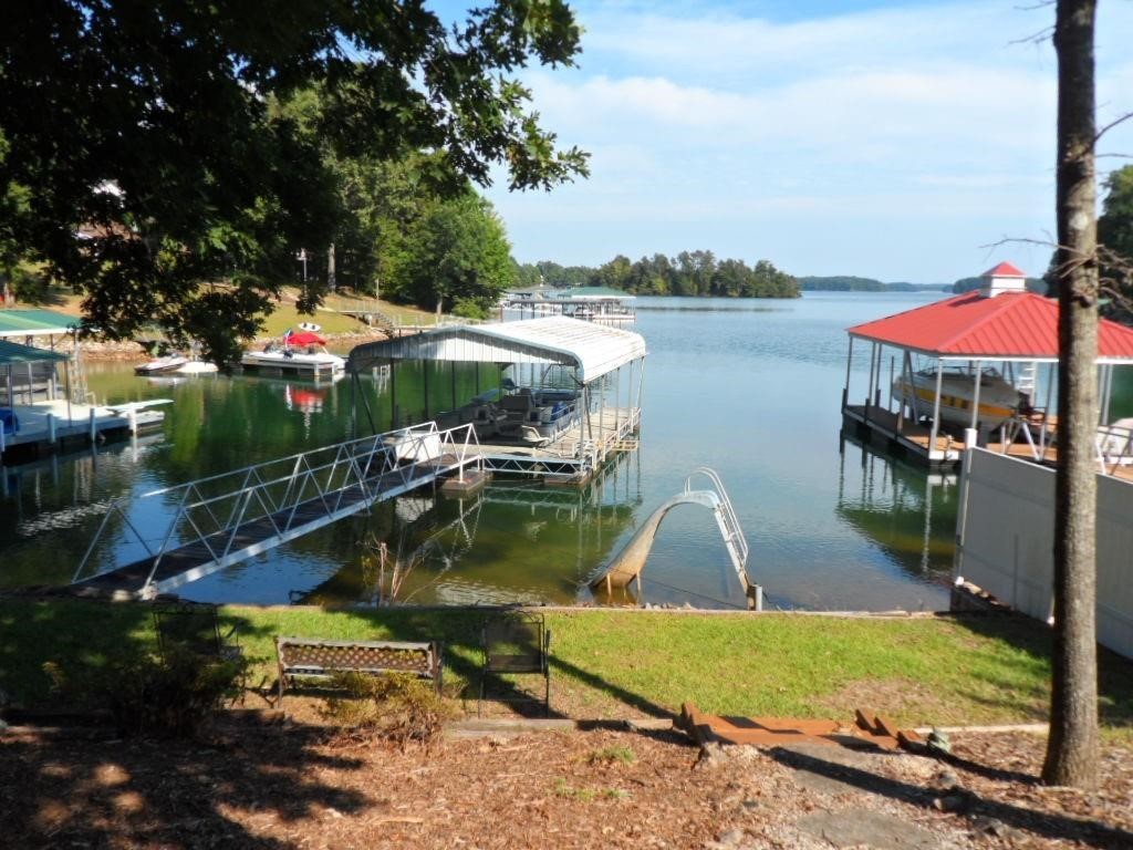 23306 White Harbour Road Seneca, SC 29672 - Photo 8 of 40 Gallery Image 8