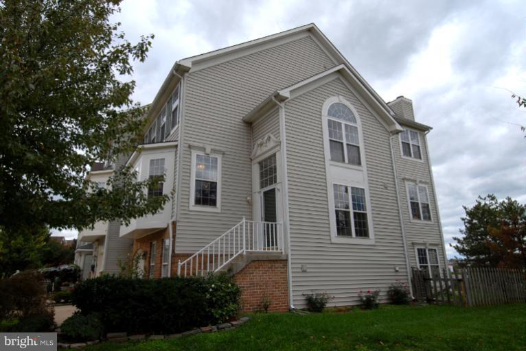 44106 Rising Sun Terrace Ashburn, VA 20147 - Photo 19 of 30 Exterior (General)