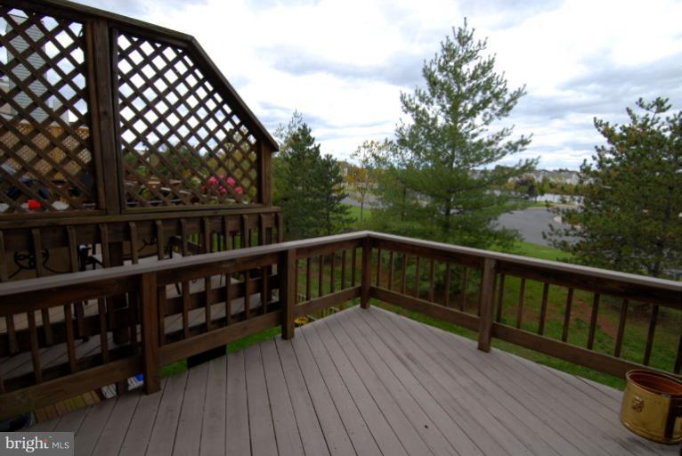44106 Rising Sun Terrace Ashburn, VA 20147 - Photo 26 of 30 Deck with Lake Views