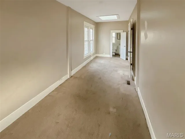 $89,000 | 575 Crescent Avenue, Independence, MO 64053