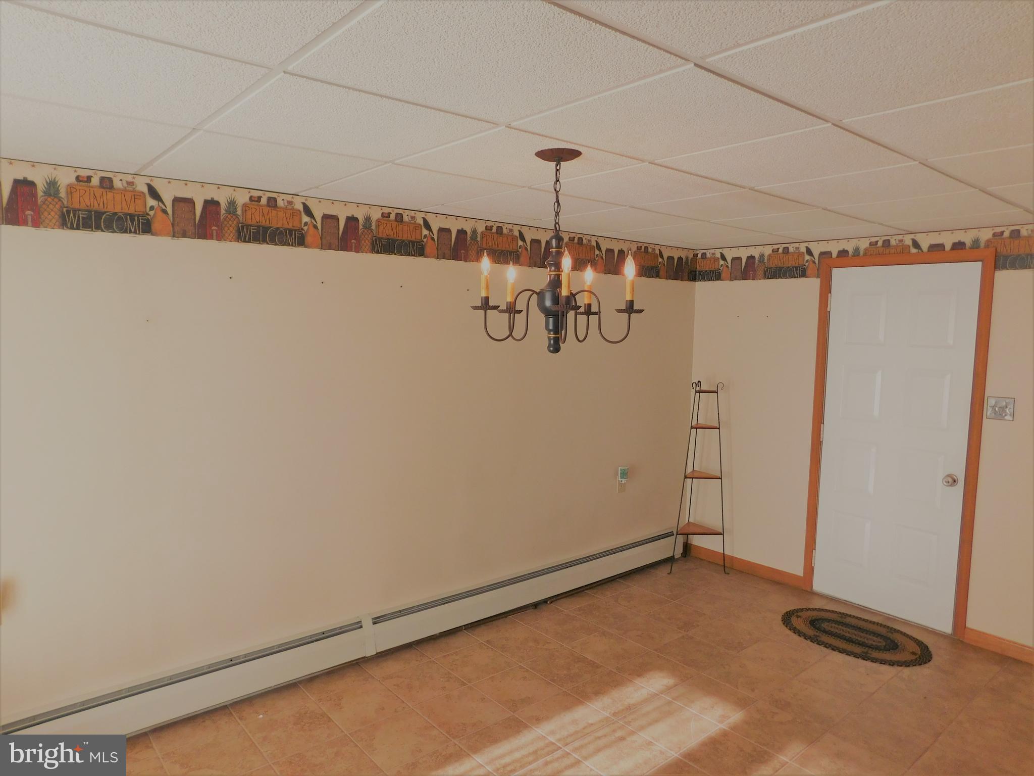 28 East Ruddle Street Coaldale, PA 18218 - Photo 6 of 16
