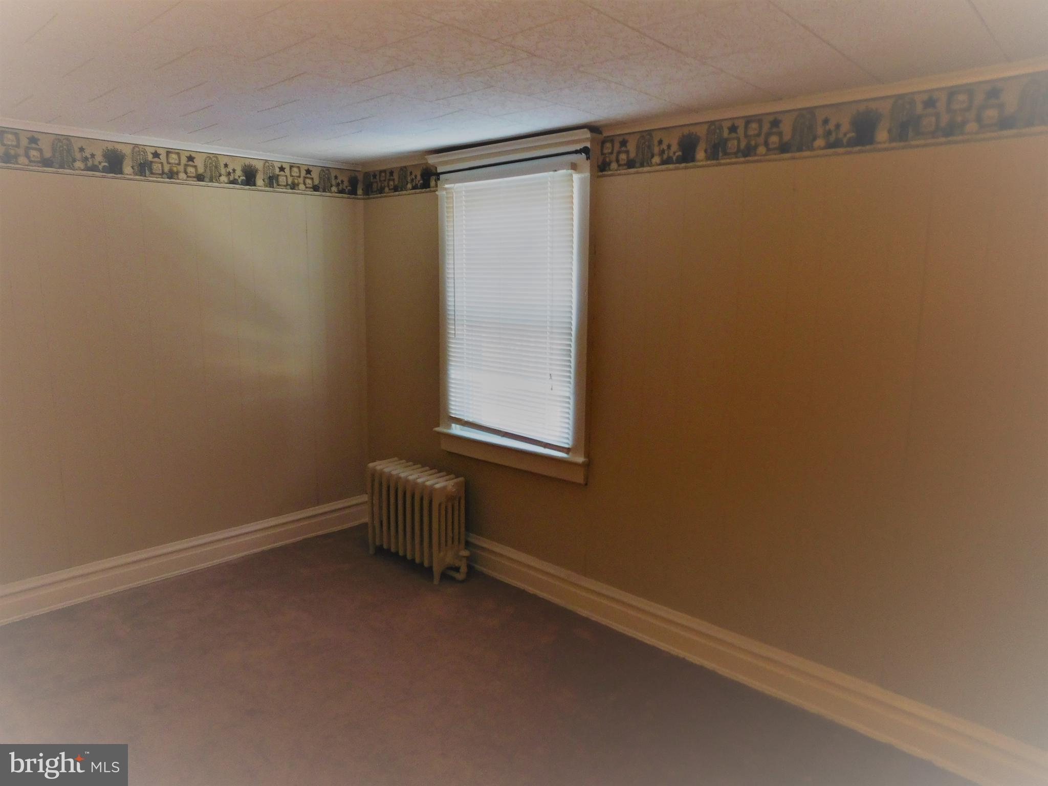 28 East Ruddle Street Coaldale, PA 18218 - Photo 9 of 16