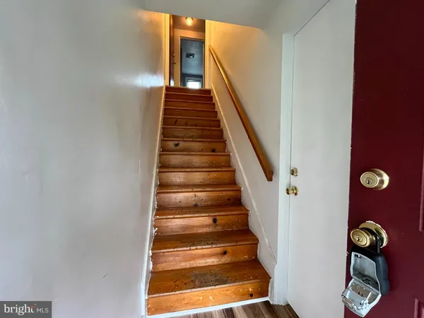 $1,050 | 4113 Rosemont Avenue, Unit A, Camp Hill, PA 17011