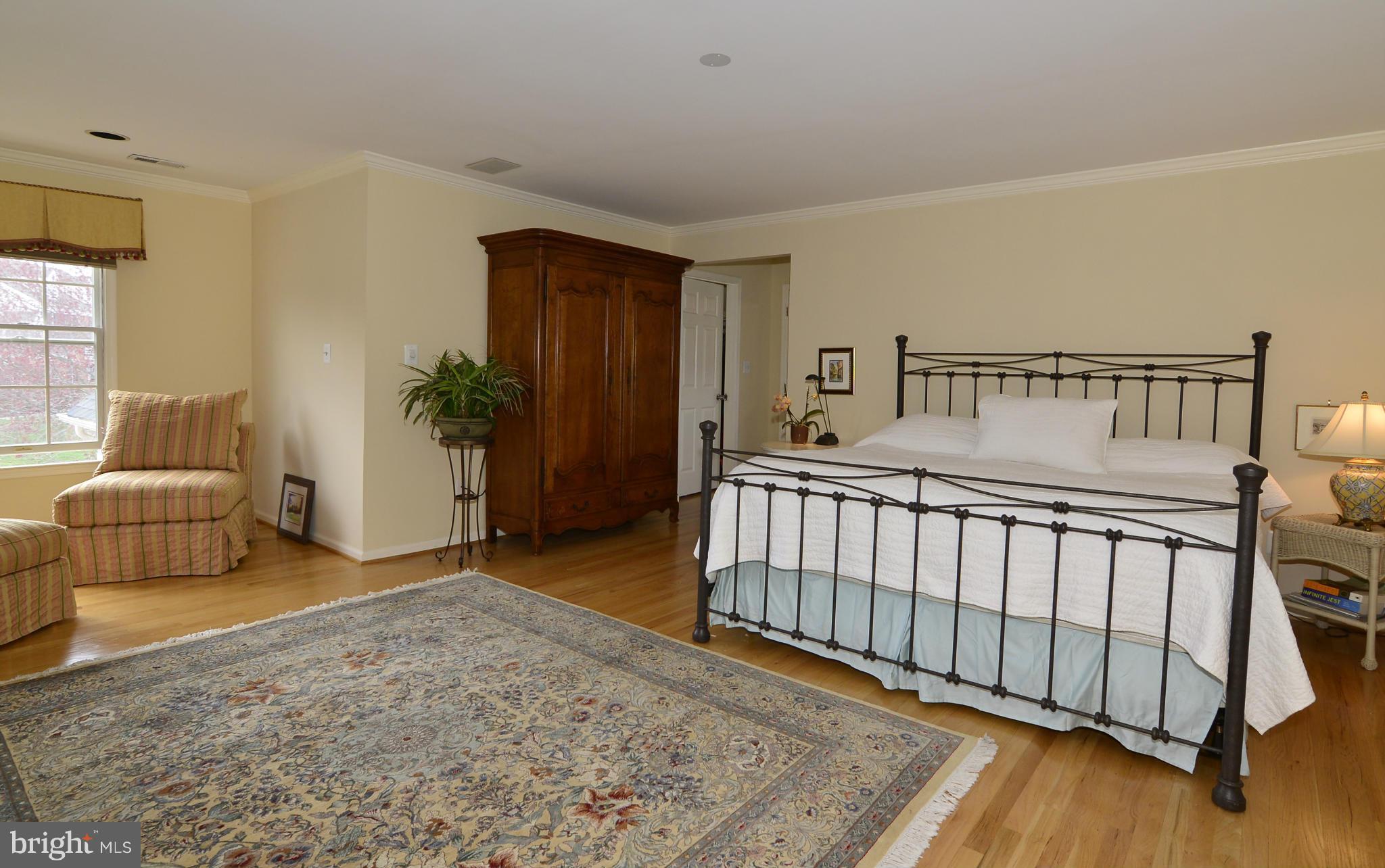 1313 Dasher Lane Reston, VA 20190 - Photo 14 of 28 Bedroom (Master)
