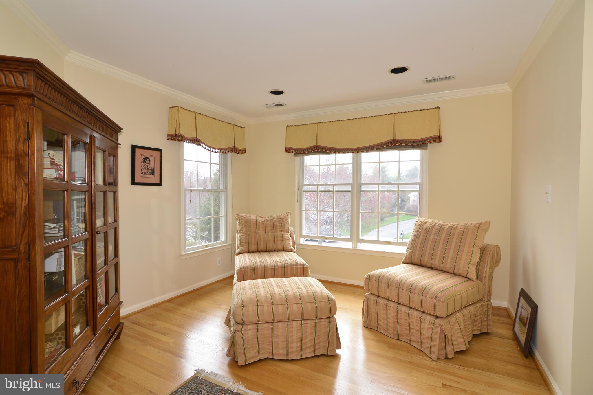 1313 Dasher Lane Reston, VA 20190 - Photo 15 of 28 Bedroom (Master)
