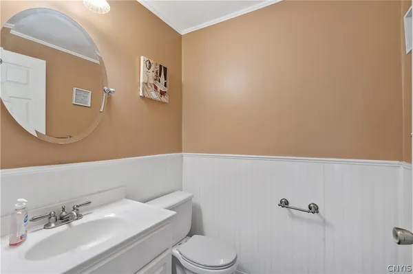 $197,500 | 122 Softwind Circle, Van Buren, NY 13027