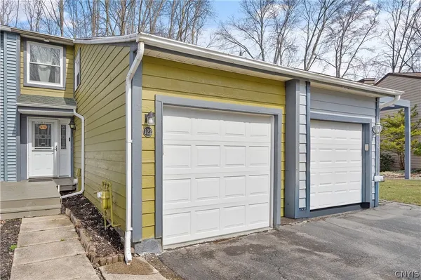 $197,500 | 122 Softwind Circle, Van Buren, NY 13027