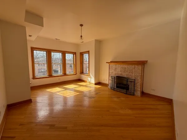 $1,495 | 929 Brummel Street, Unit 2, Evanston, IL 60202