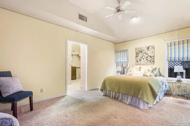 $800,000 | 985 Allen Avenue, New Braunfels, TX 78130