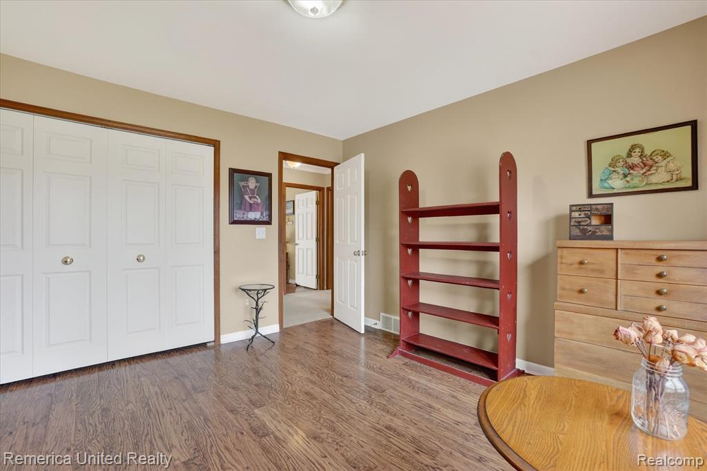 660 East Allen Road Howell, MI 48855 - Photo 28 of 53 Gallery Image 28