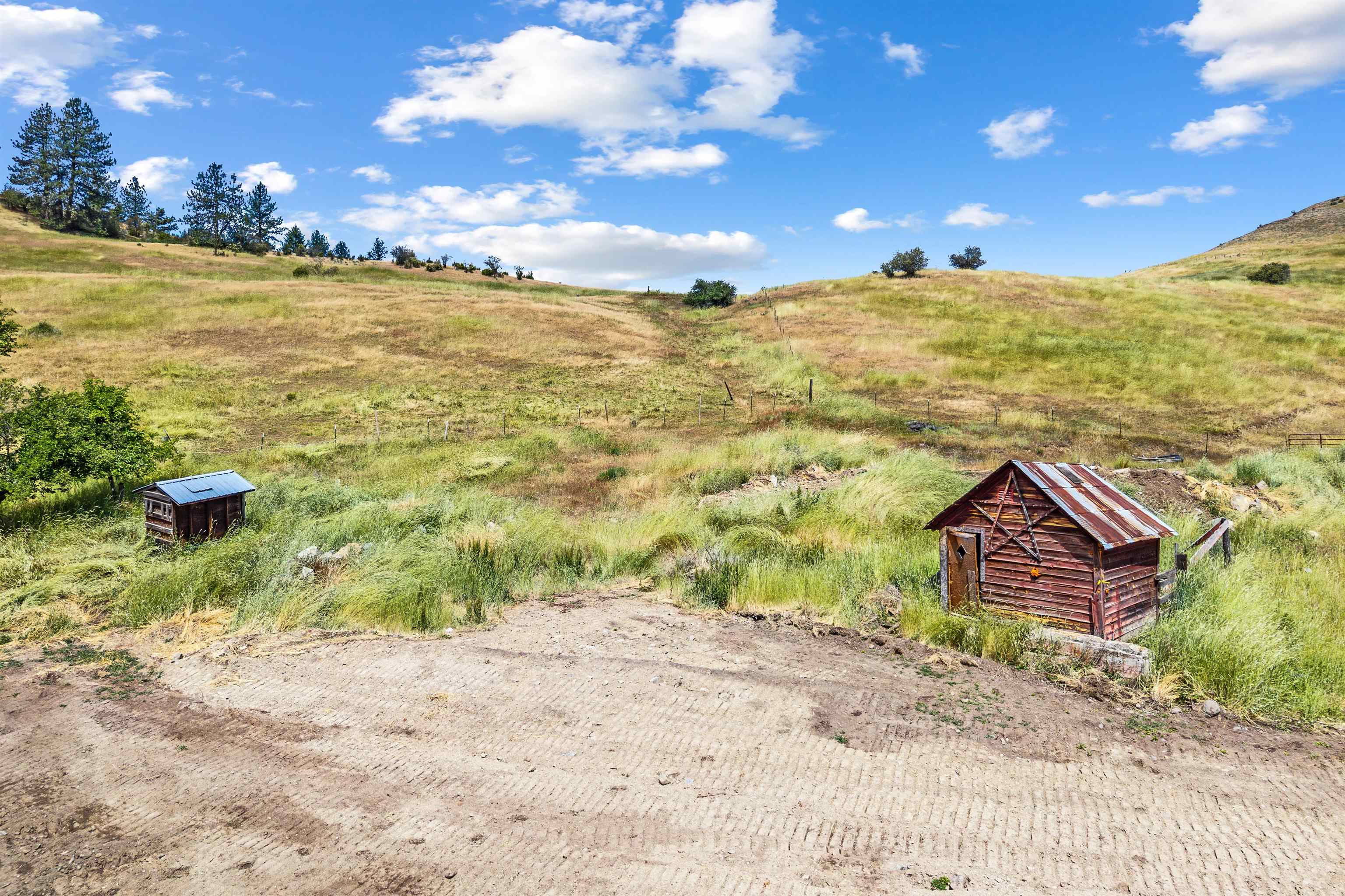 4925 Melin Road Hunters, WA 99137 - Photo 40 of 49