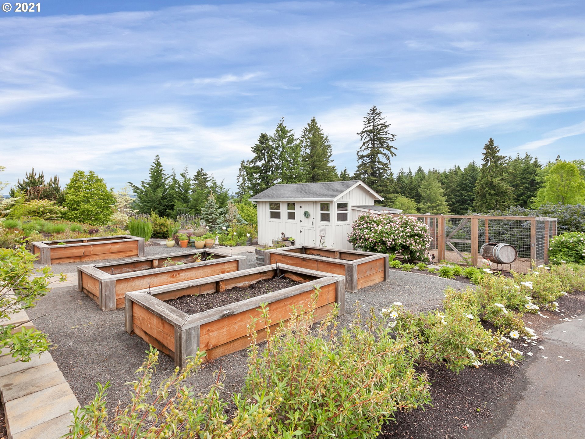 20275 Southwest Edy Road Sherwood, OR 97140 - Photo 22 of 32 Gallery Image 22