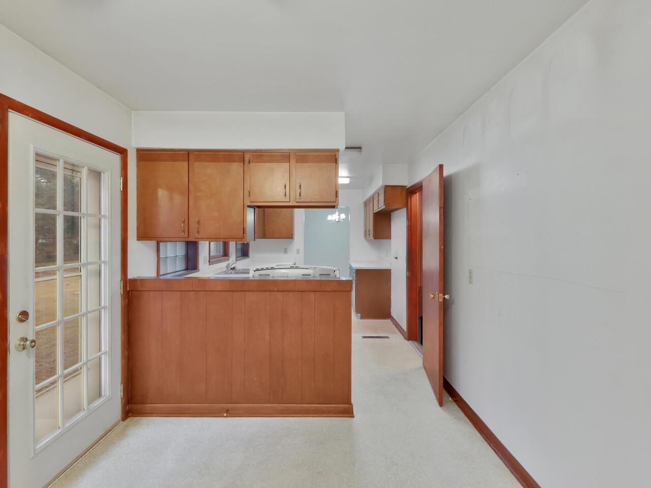 3 Elm Drive Augusta, KS 67010 - Photo 20 of 36