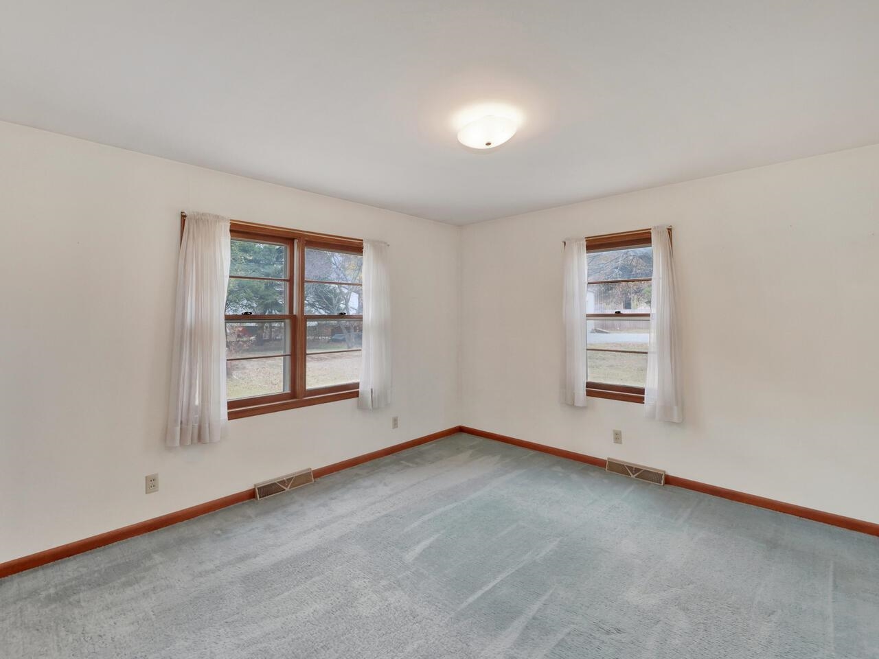 3 Elm Drive Augusta, KS 67010 - Photo 24 of 36