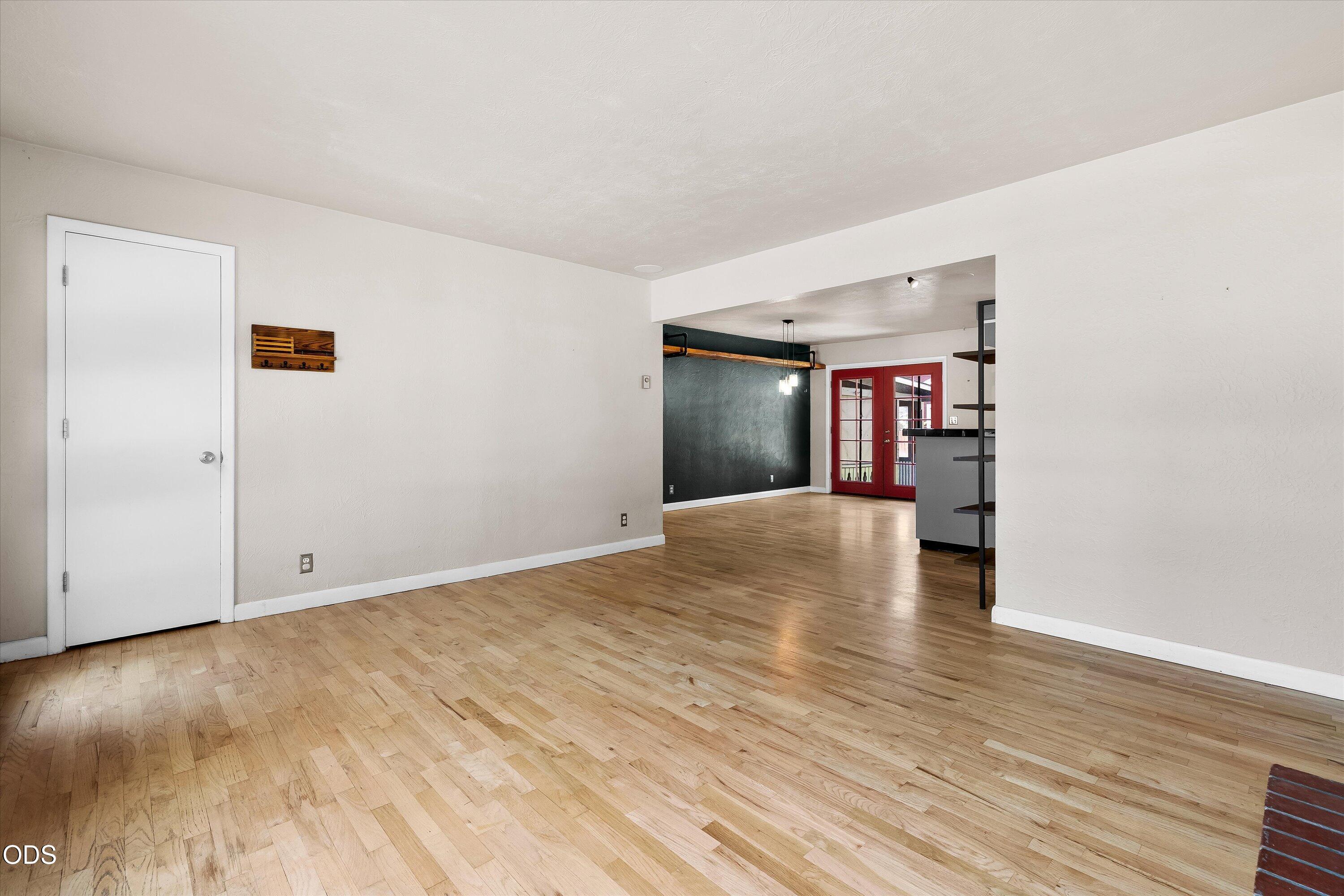 660 Northeast Innes Lane Bend, OR 97701 - Photo 14 of 41