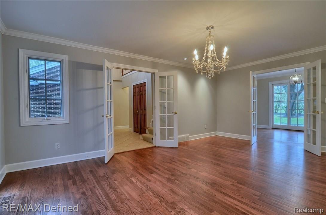 4237 Fieldbrook Road West Bloomfield, MI 48323 - Photo 5 of 41 Dining_Room_2nd_View.jpg