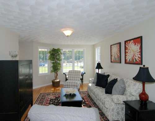 186 Jefferson Road, Unit 186 Burrillville, RI 02830 - Photo 3 of 8 Living Room.