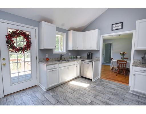 5 Groveland Bridge Road Haverhill, MA 01830 - Photo 7 of 39 Gallery Image 7